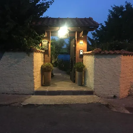 Tavernamici Oda ve Kahvaltı Anguillara Sabazia