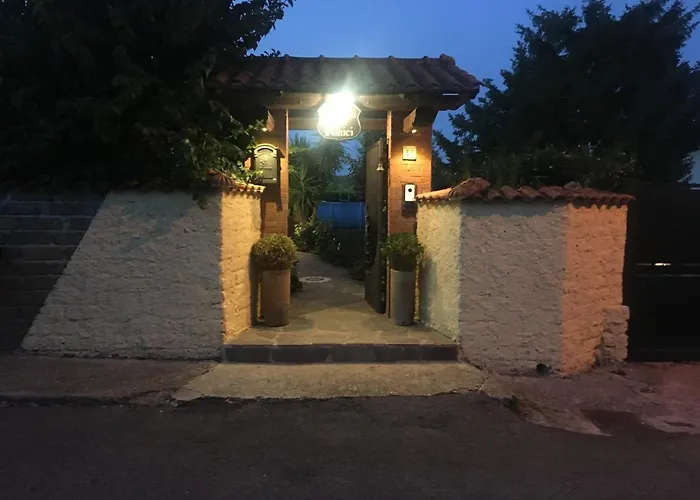 Tavernamici Oda ve Kahvaltı Anguillara Sabazia